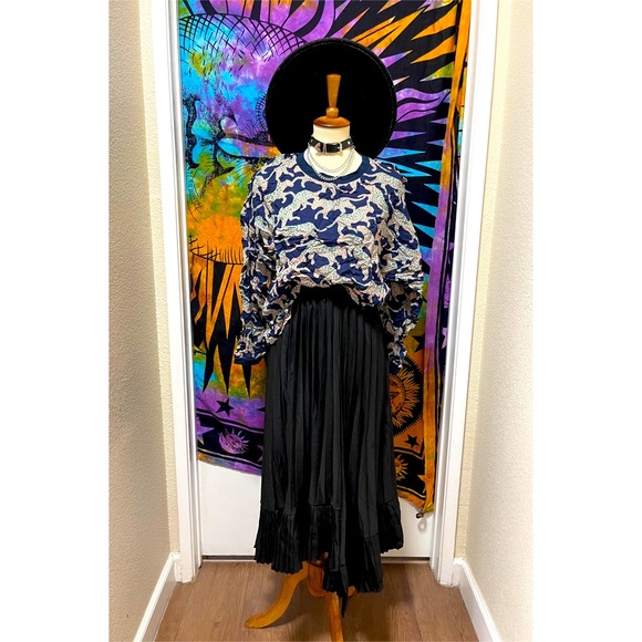 🌈 Lovely modern colorful art top - Picture 9 of 11